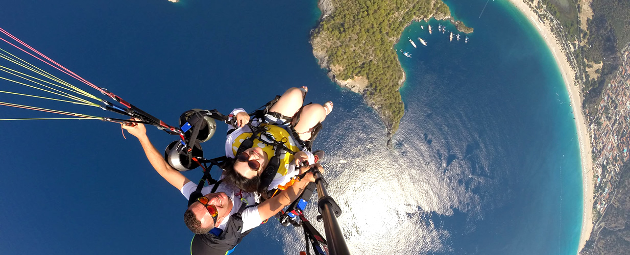 Paragliding in Oludeniz